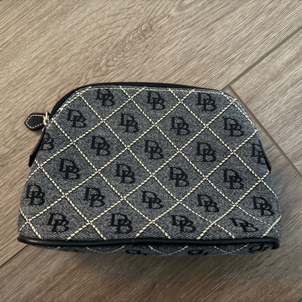 Dooney & Bourke Cosmetic Bag